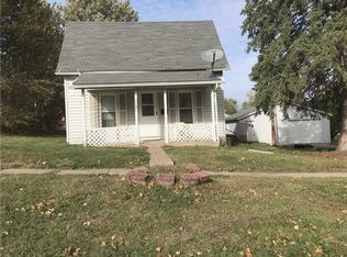 1101 E Montgomery St, Knoxville, IA 50138