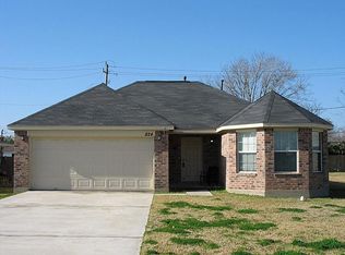 824 S Utah St, La Porte, TX 77571