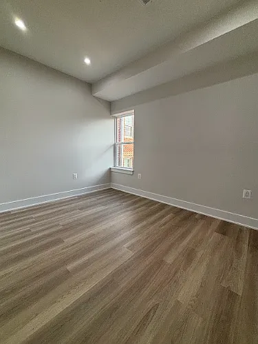 1031 Kearny St NE — Photo 2