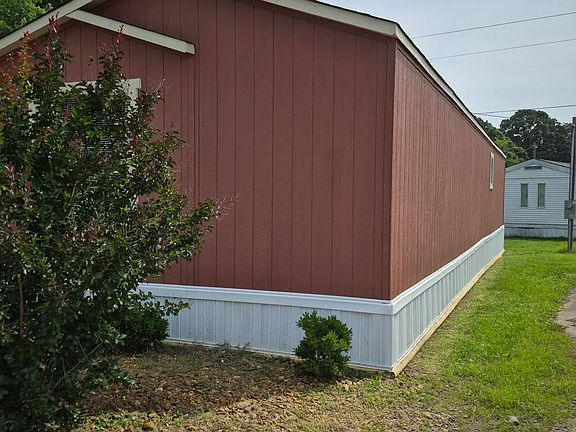 2nd image of 196 Riviera Courts Dr