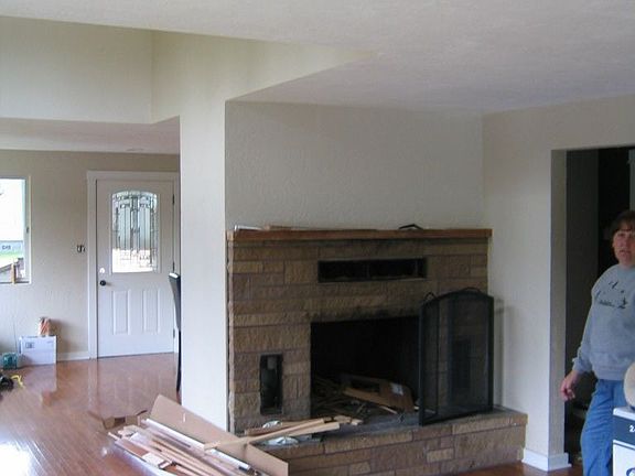 4th image of 4110 SE Thornton Rd