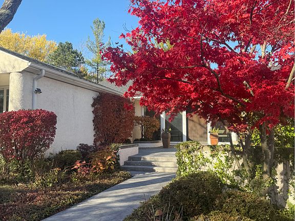 3rd image of 2705 Bentley Rd