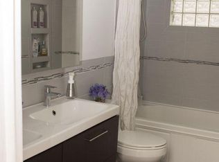 7 Taras Dr, Fords, NJ