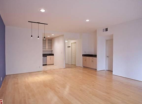 3rd image of 8651 W Olympic Blvd APT 101