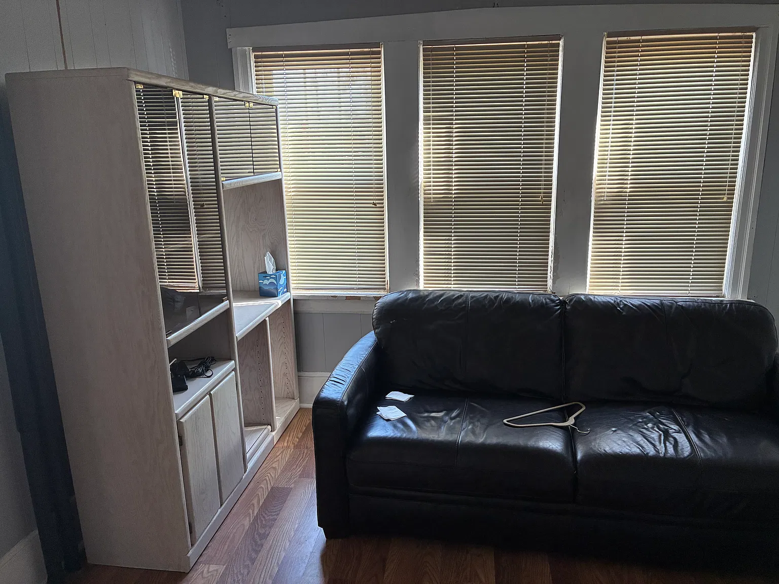 3 bed, $2,500 — Photo 2