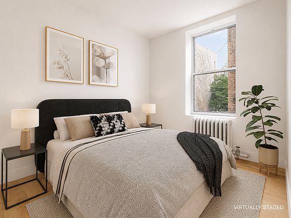 4th image of 70 Prospect Park W #2D