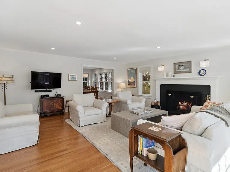 76 Great Plains Rd — Photo 7