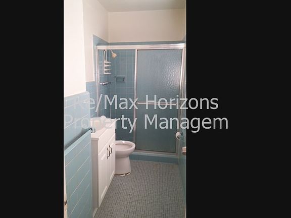 5th image of 3700 Forest Glen Dr