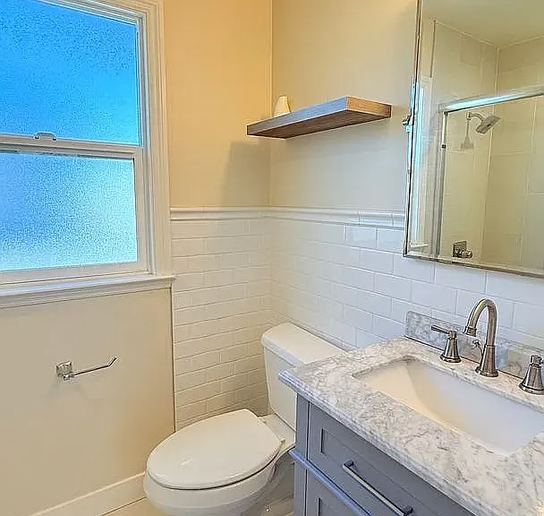 721 Rollins Rd #3 — Photo 5