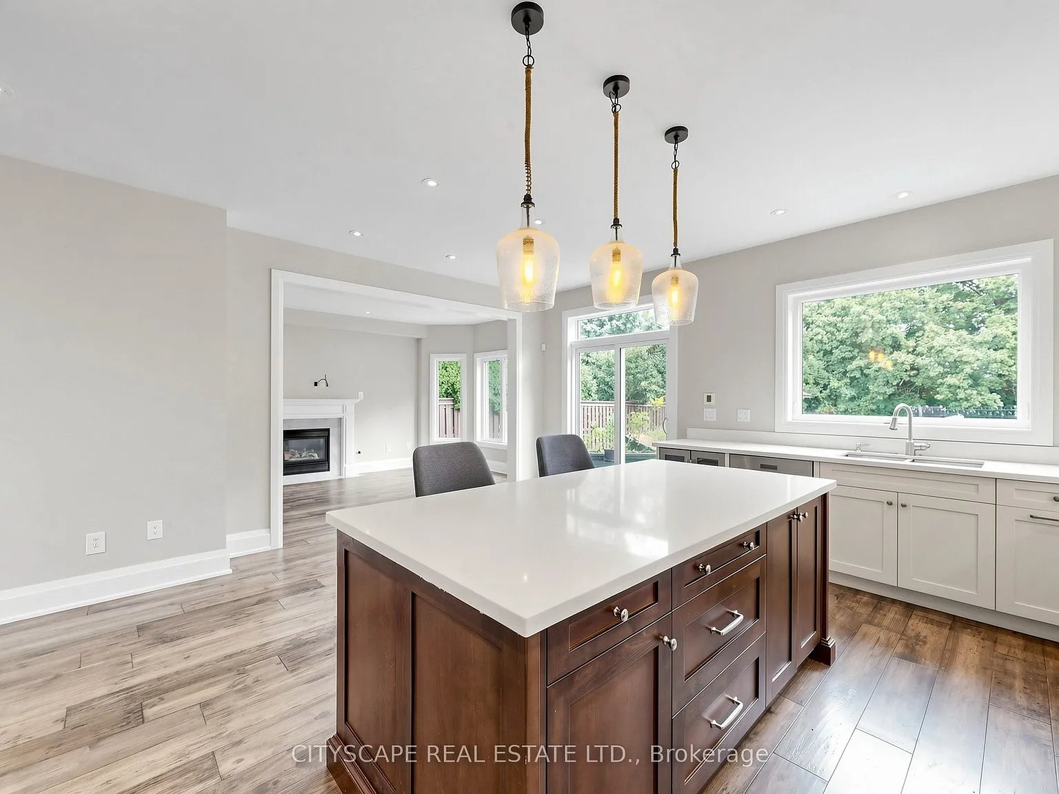 5 bed, $4,500 — Photo 4
