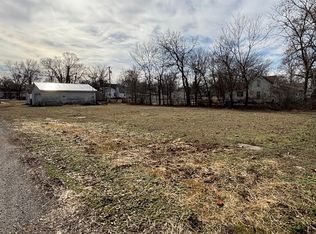 1 Two Linzees Addn Ave, Aurora, MO 65605