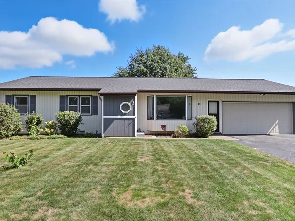 144 Crosby Ln, Rochester, NY 14612
