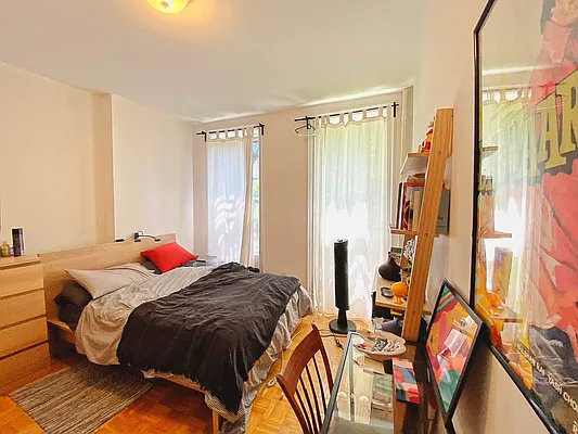Rented by Douglas Elliman | media 50