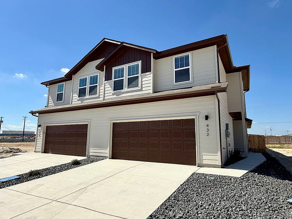 1st image of 432 Nespral Dr