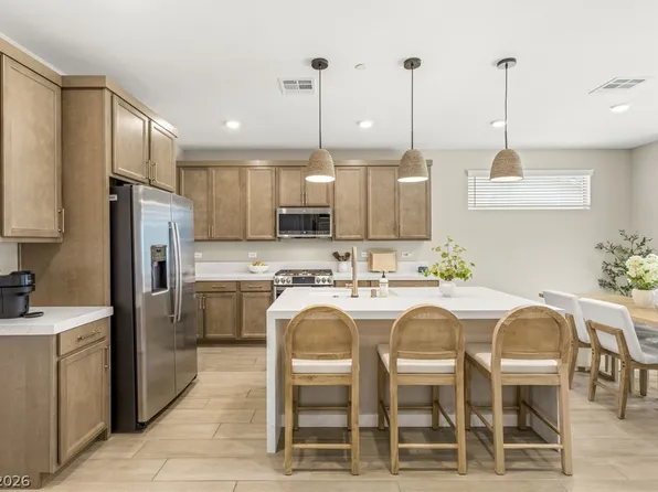 10449 Smokey Mariposa Ave, Las Vegas, NV 89166