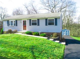 374 Partridge Run Rd, Gibsonia, PA 15044