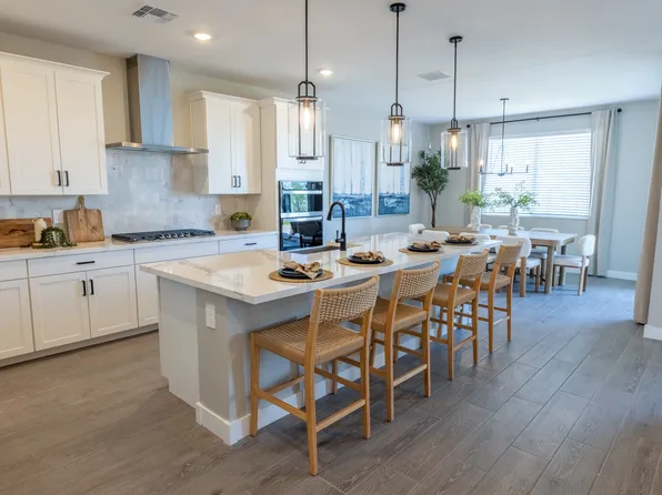 Homes Available Soon, Entrada Signature Series