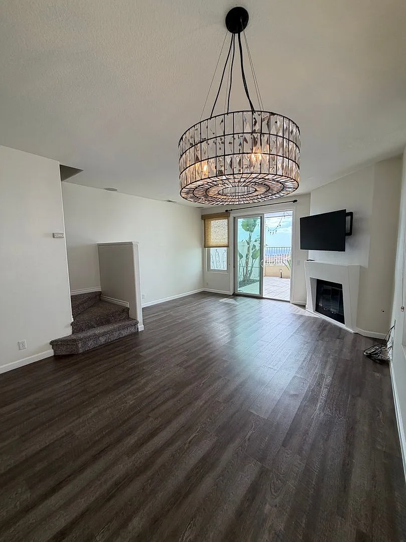Property is a townhouse. Montecido in Portola Hill community. — Photo 1