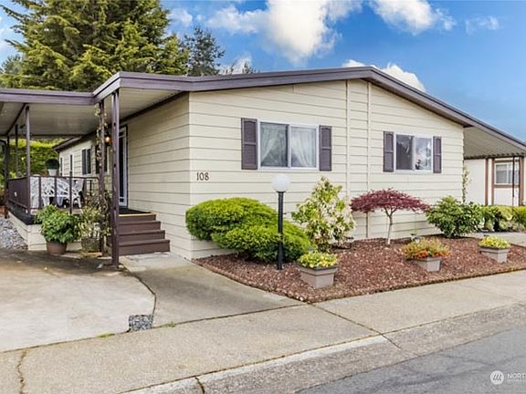 4th image of 11436 SE 208th Street #108