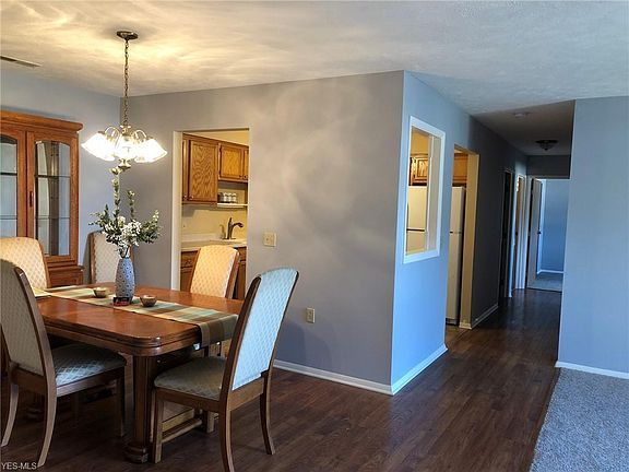 5th image of 10373 Glenway Dr APT 102