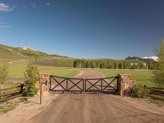 4th image of 378 Lupine Drive