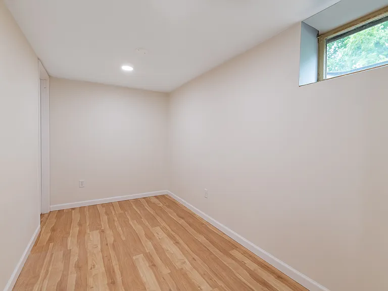 5596 Main Ave NE — Photo 12