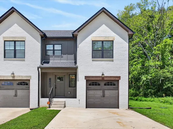 1088 Old Clarksville Pike Unit B, Pleasant View, TN 37146