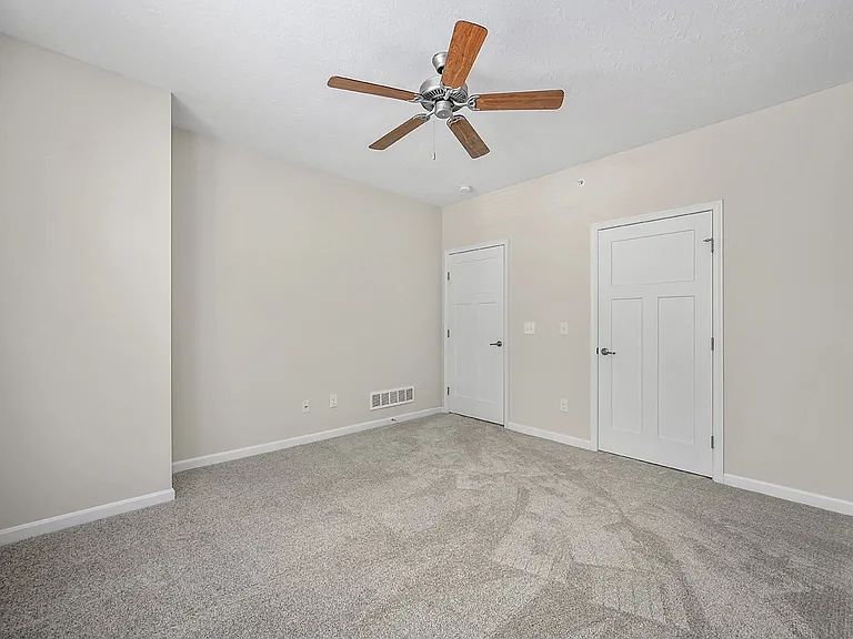 Delta Flats — Photo 25
