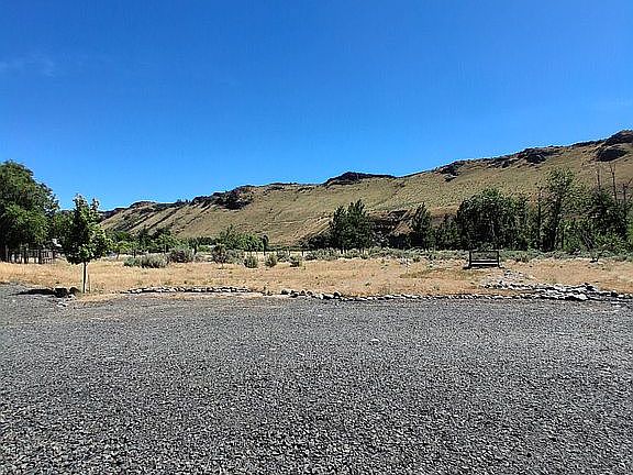 5th image of 12486 Us Highway 12