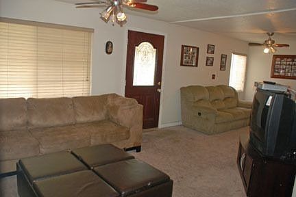 3rd image of 14326 Temple Ave