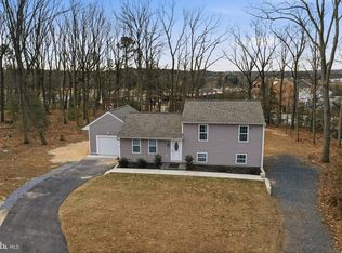 7428 Hawkins Dr, Hanover, MD 21076