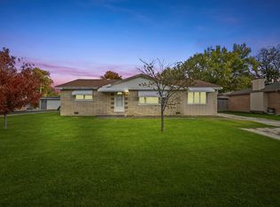 8521 S 83rd Ave, Hickory Hills, IL