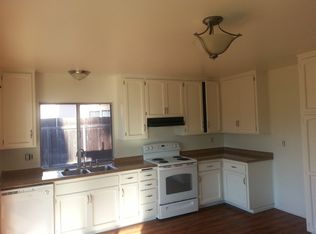 1526 Kent Ave, Escondido, CA 92027