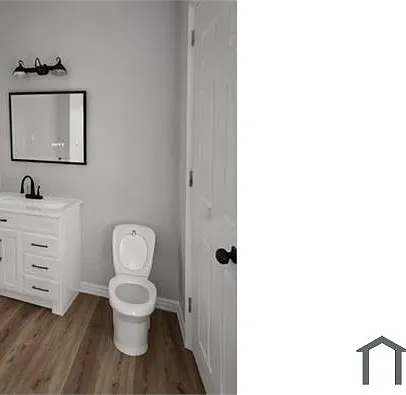 2226 Armstrong Ave — Photo 6