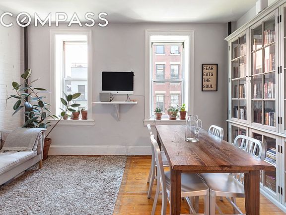 3rd image of 101 Thompson St APT 25