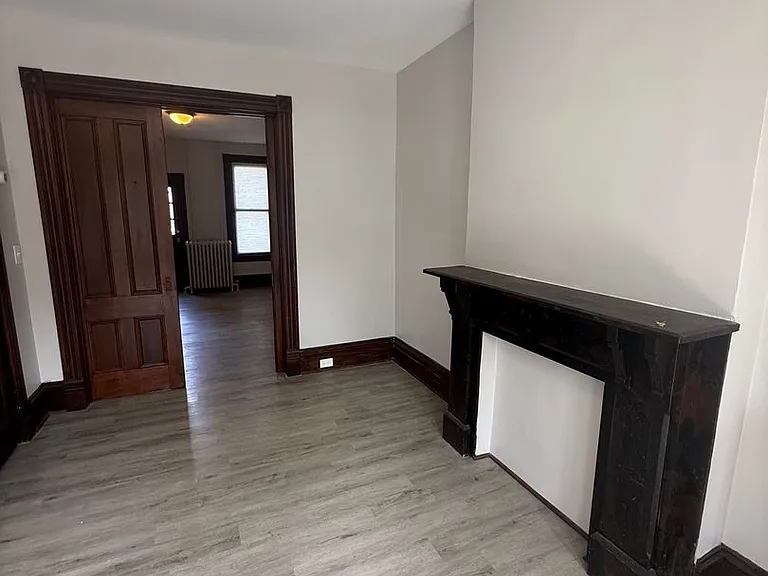 72 Liberty Street Wh — Photo 2