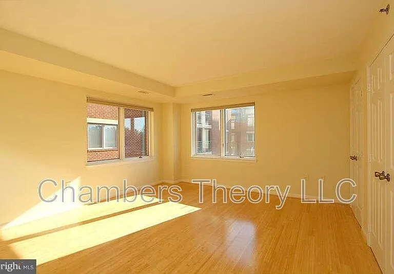 505 E Braddock Rd #407 — Photo 8