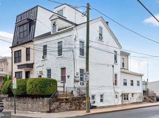 270 Dupont St, Philadelphia, PA 19128