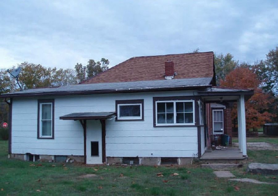 2nd image of 1612 Bennett Ave