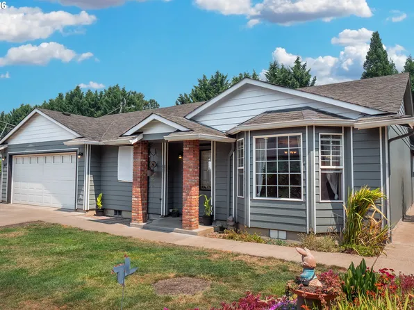 46 Karen Ct, Cottage Grove, OR 97424