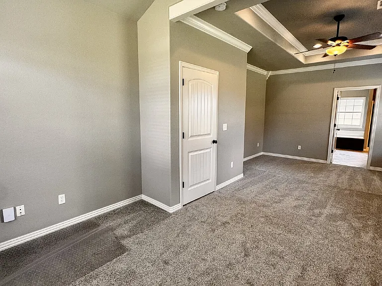 6108 S 36th St — Photo 11