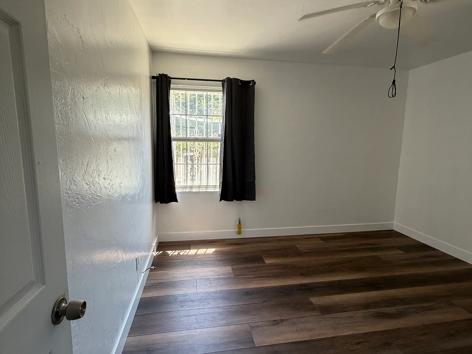 1 bed, 1128 sqft, $1,200 — Photo 4