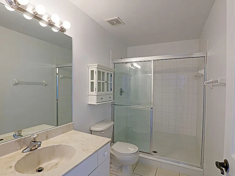 3629 Pine Oak Cir #102 — Photo 12