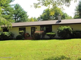 259 Bear Medicine Cir, Effort, PA 18330
