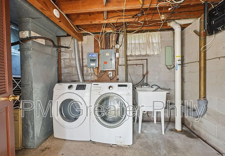 1523 W Cheltenham Ave — Photo 16