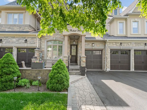 45 Robert Berry Cres, King, ON L7B 0M4