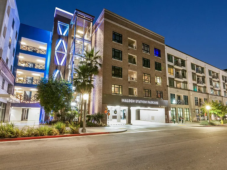 Our location is conveniently a few blocks from the Riverside Fwy and with a parking garage right in the building, your commute will be very convenient