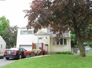 40 Runyon Ave, Somerset, NJ 08873