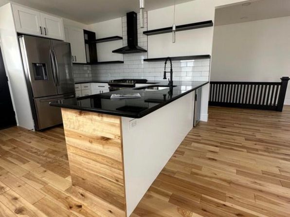 200 Oak St APT 2