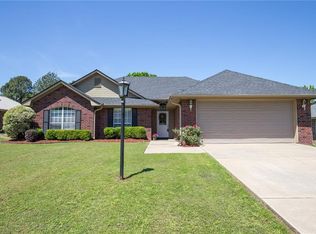7112 Red Bud Cir, Fort Smith, AR 72916